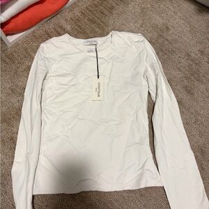 Aritzia Contour Long-Sleeve Crewneck Top in White
